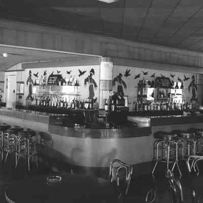 Restaurants.Bar.Crow.05.15.jpg 725KB