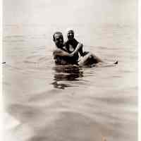          94-1-13_Unknown.jpg 54KB; Box 31, envelope 94-1-13 possibly Eleanor and her brother Erwin 