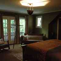          DSC_7895 bedroom.JPG 3.1MB; A typical photo of the Kemah interior
   
