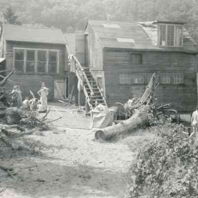 lagoon.jpeg 806KB: Waldorf, Castoria, and Studios that once were along the shore