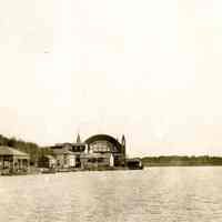          Pavilion and waterfront ca 1935.jpg 404KB Campbell colleciton; Hotel Saugatuck on roof
   