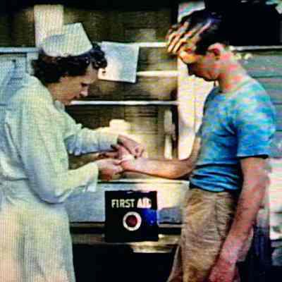 Nurse at the Nightingale providing first aid