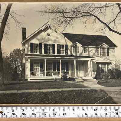 Hawthorn Gables