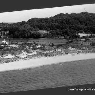 Deam_Cottage_aerial_1980.jpg