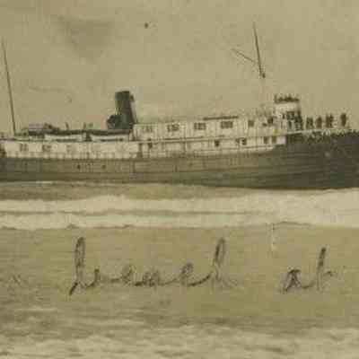 Argo-on-beach-Holland-1905-640x270.jpg - from https://www.michiganshipwrecks.org/shipwrecks-2/shipwreck-categories/surf-zone-shipwrecks-lost-and-found/argo