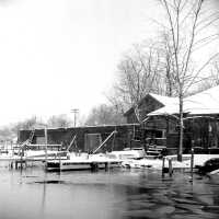          556 0/1	Saugatuck - boats	12/12/1945	Walkers Boat Walk, winter
   