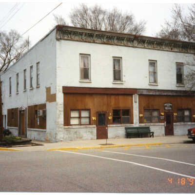 LO27 Corner Center and