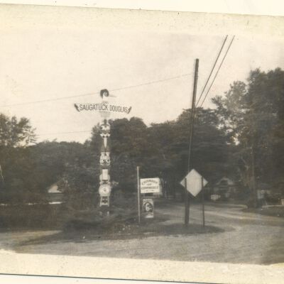 TotemPoleCaunknown.jpg 1.6MB: Digital files on Jack Sheridan Drive 2021.72.02