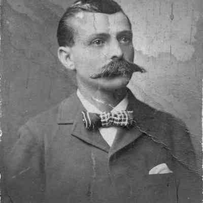 89-1-165_Harvey_Noris-1.jpg 827KB: It's actually Mr. Harry Morris