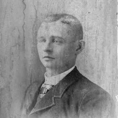 89-1-112 Birney Hopkins.jpg 570KB: Birney or Benny Hopkins