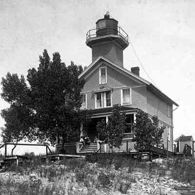 DS_Kazoo._light_ca_1913.jpg 1.2MB