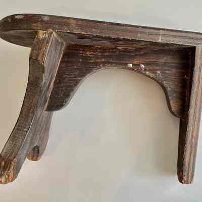 Shoe shine stand by Carl Bird