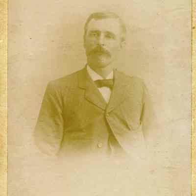 SDHS062-WilliamKerr.jpg 351KB
