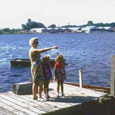 Joan, Anne & Jane Stube with Pier Marina in the distance: Filename: Stube5 Joan, Anne & Jane Stube 7_66.jpg 1.9MB