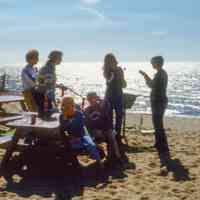         Filename: Stube34 Oval Beach 8_77.jpg 1.3MB
   