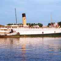          Keewatin and tugboat Reiss; Filename: Stube65 Keewatin, Douglas.jpg 4.8MB
   