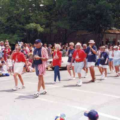 4th of July parade in Saugatuck: Filename: Stube75 Saugatuck Shores Group Parade.jpg 947KB
