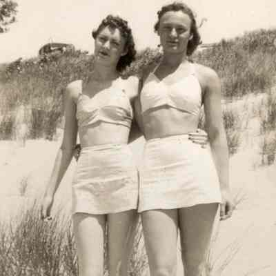 Jane Friend at BeachBirdCollection.jpg 284KB
