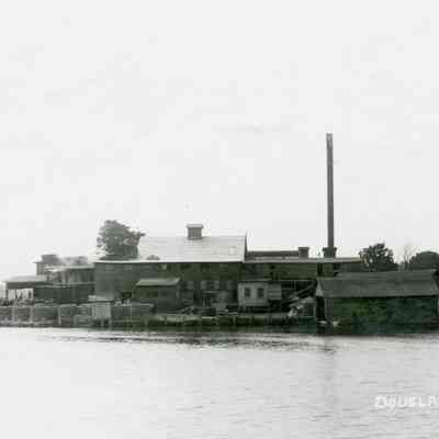 6-18 A Basket factory.jpg 1.4MB: 95-3-1