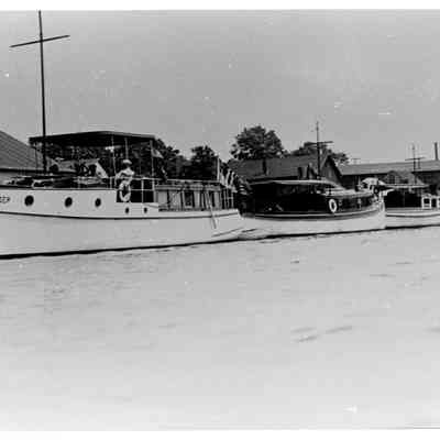 Waterfront_ca_1912.jpg 423KB: stranger