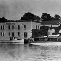          Wright_Line_boat.jpg 607KB; Wm. Cary at Tourist Home with Lake Trip
   