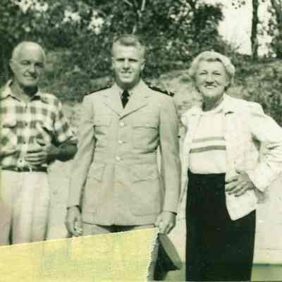 Norm in uniform.jpg 314KB: Mod3 Likely to Use - 38.jpg 272KB - Norm Deam in uniform