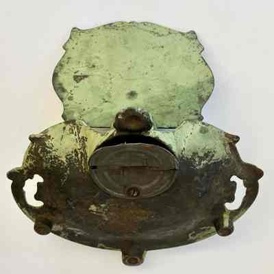 bottom. note hatch to collect the cut-off tips