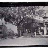          96-105-7_Singapore_Bank_old_shops_south_-_East_side_of_Butler_St.jpg 2.4MB; 96-105-7 Busy Bee and Singapore Bank building, east side of Butler St.
   