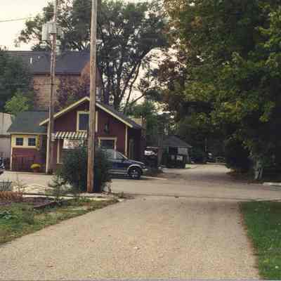 11.5DouglasAlleyToday.jpg 858KB photo taken 2007: Digital file from Jack Sheridan Drive 2021.72.02