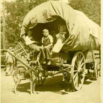 022706-WagonINCentENNIAL.jpg 1.4MB: From the RJ and Diane Peterson collection