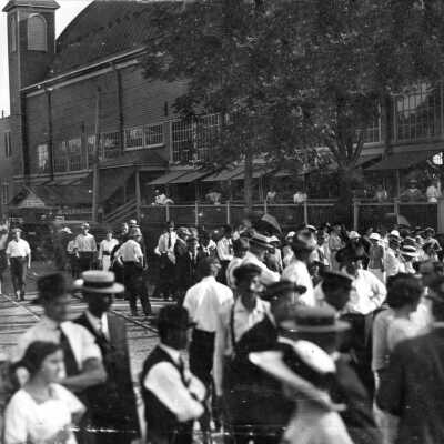 Pavilion crowd ca 1920 tu_1