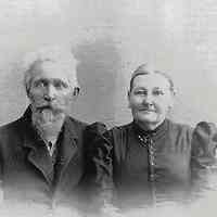          5. Stephen Marshall Hamlin & Samantha.jpg 233KB
   