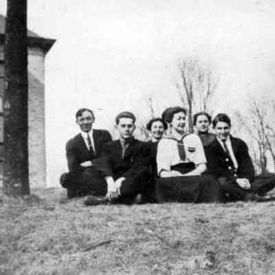 Graduates 1913