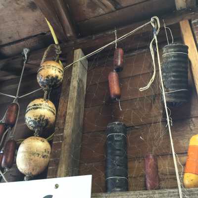 Wood, plastic and metal floats for gill nets and trawl nets