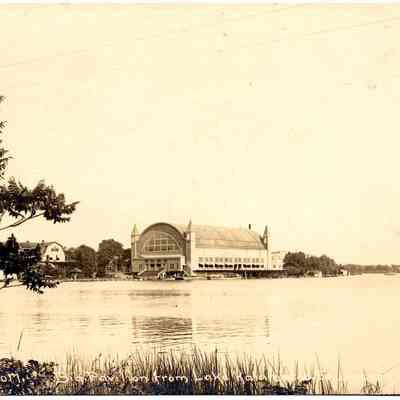 95-72-10_Big_Pavilion.jpg 459KB: Box 31, photo envelope  95-72-10