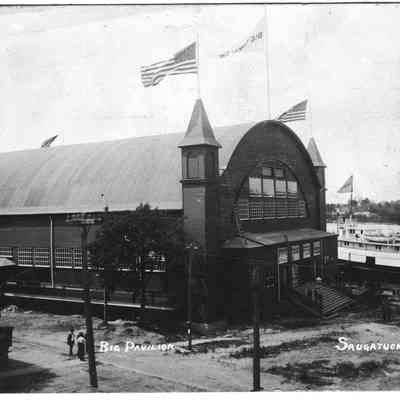Big_Pavilion_postcard_1910.jpg 773KB