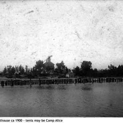 Lighthouse-Camp_Alice.jpg 418KB