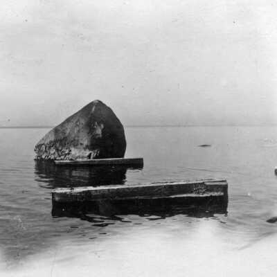 ca 1910 Evidence of a walkway to the rock.: Lost Rock pier parts ca 1905 tu