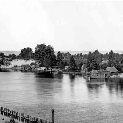 Fishtownca1910.jpg 913KB