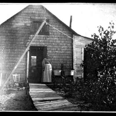 Fishtown_ca_1905.jpg 576KB: Photo from Erik Peterson donated Uneeda Rest album