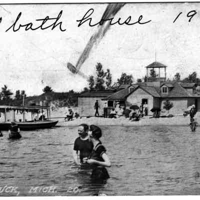 L._Mich_bathhouse_1900.jpg 531KB - Erik Peterson donation/Digital file on Jack Sheridan Drive 2021.72.02: Old Bath House 1900 -