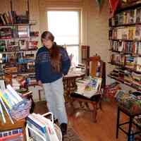          JUDY HALLISY AND BOOKSTORE.JPG 4.2MB
   