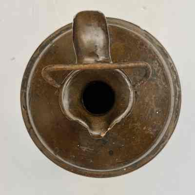 spout with wire