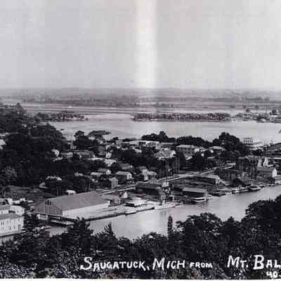 96-105-37_Saugatuck_from_Mt._Baldy.jpg 1.6MB: 96-105-37 View from Mt. Baldhead, likely 1909