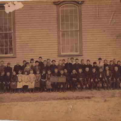 SaugatuckSchoolClasses1890.jpg 5.1MB