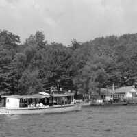          606 0/1	Saugatuck - boats	8/1942	Wolverine on river
   