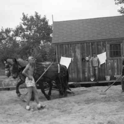 1945 Horses, Lagoon0103.jpg 684KB: Clearing beach Bob Stafford, Sue Weaver, Zelda Rhode