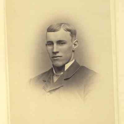 Wallin-FrankVanNostrand-c1887-Chicago.JPG 193KB