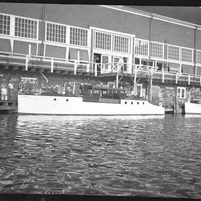 Pavilion_dock_and_yachtsA.jpg 864KB