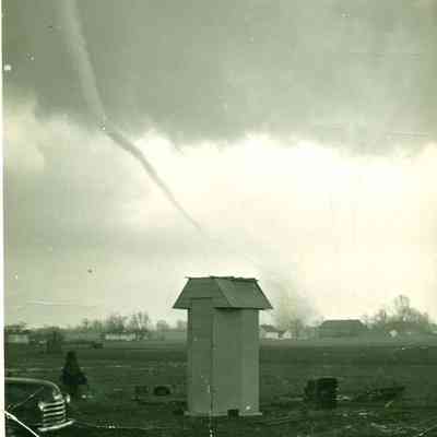 1956_Tornado_funnel_pic.jpg 1.8MB